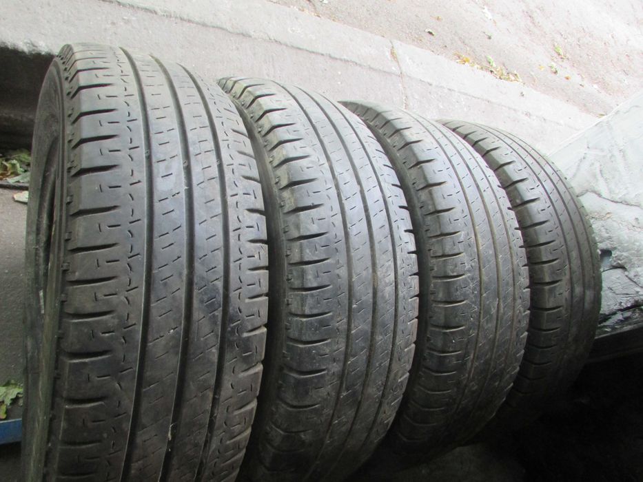 215/70/R15C Michelin Agilis комплект літньої гуми