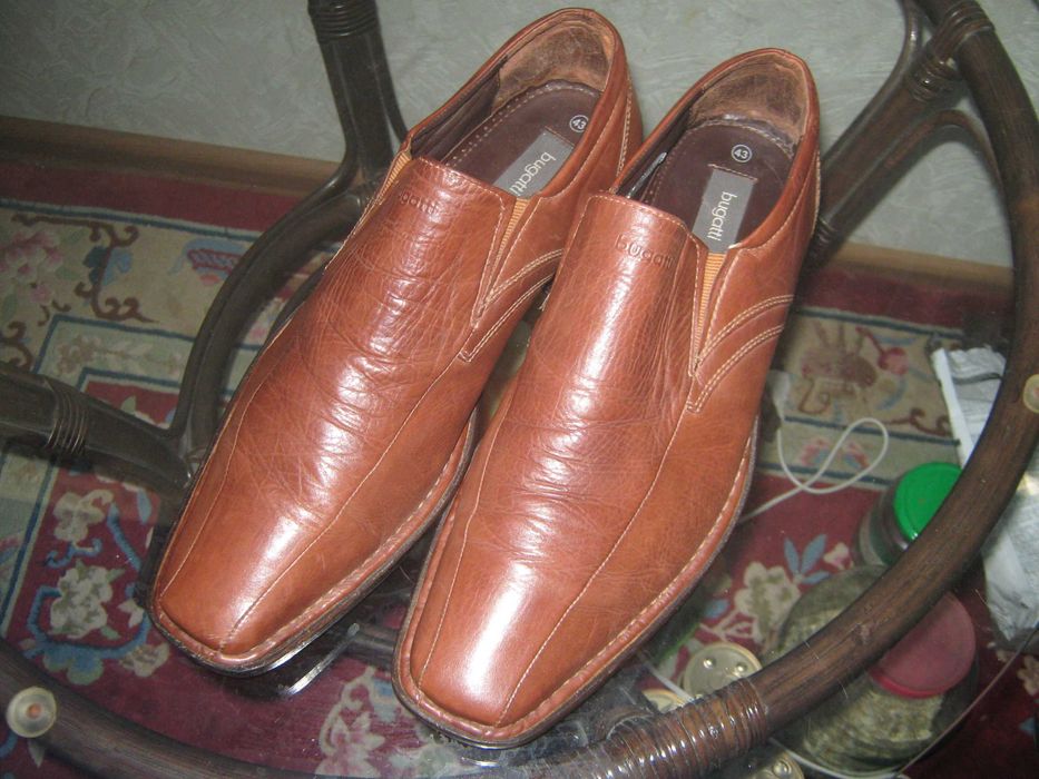 Туфли Bugatti 43р.