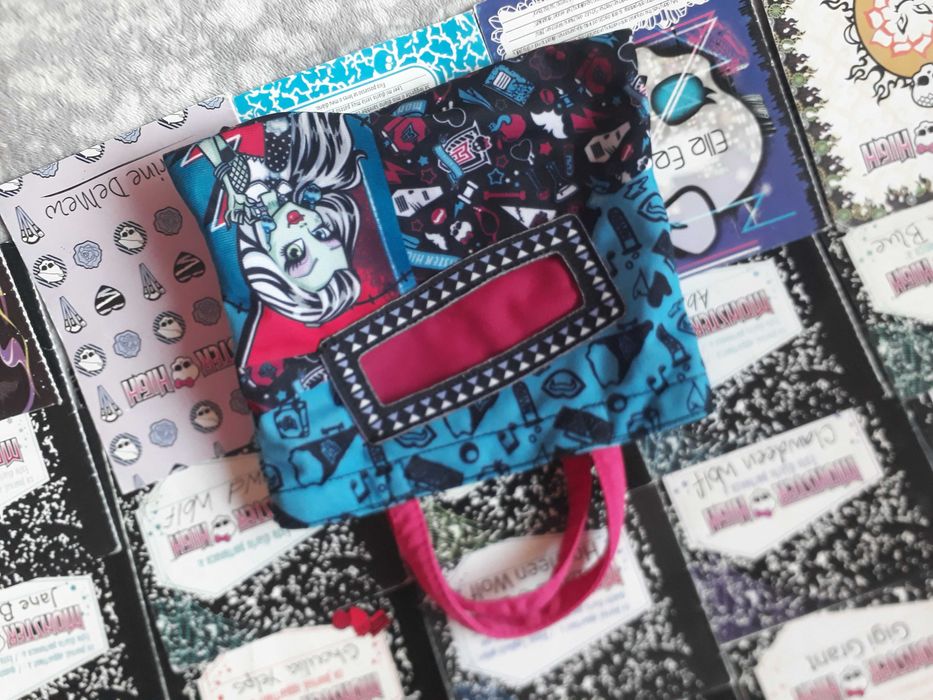 Monster high  - lote diários