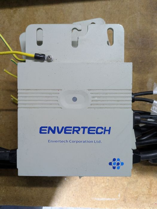Microinversor envertech EVT400