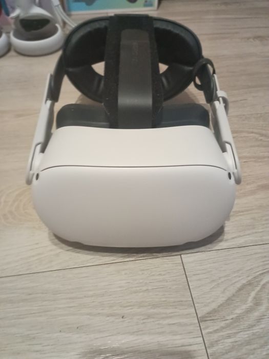 Oculus (Meta) Quest 2 + Bobovr M1 Plus + 2 Kontrolery z Gripami w stylu Valve Index + Kabel Link
