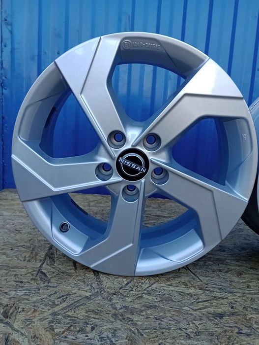 Felgi Aluminiowe NISSAN 5x114 r17 et40  Juke Leaf Qashqai Xtrail