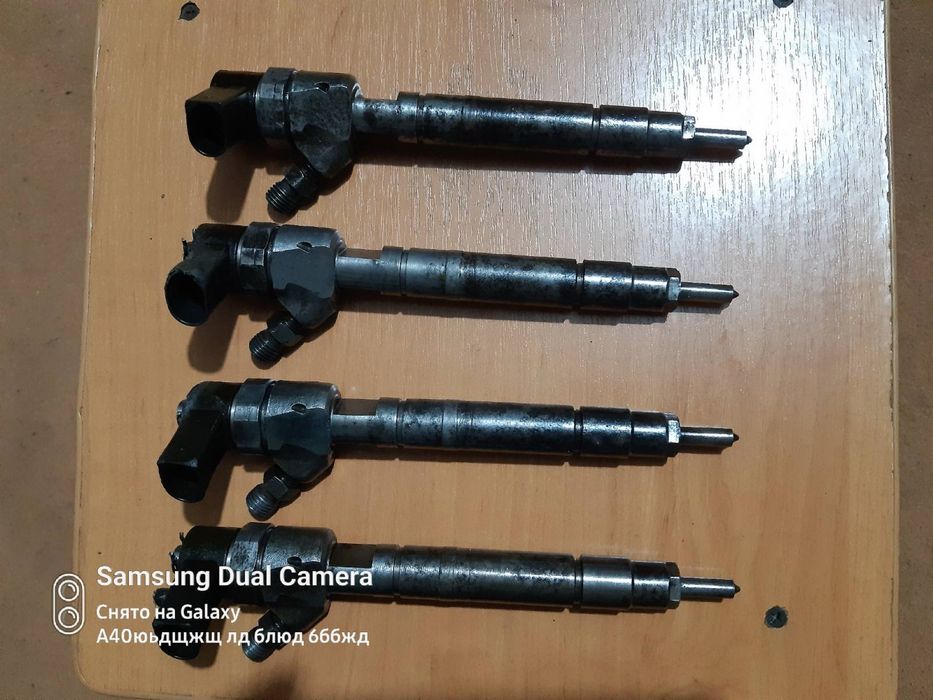 Топлевная форсунка Мерседес СDI 2,2(om 611)