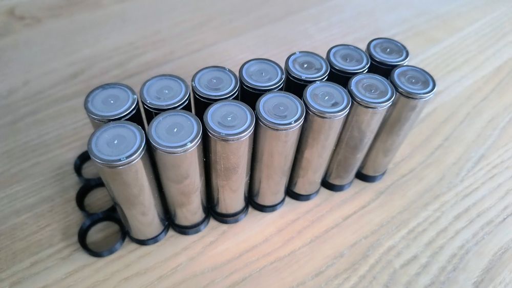 12од 21700 Panasonic (Tesla) епоксидка