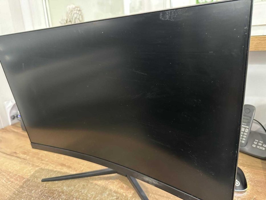 Monitor MSI G27C4 Komplet