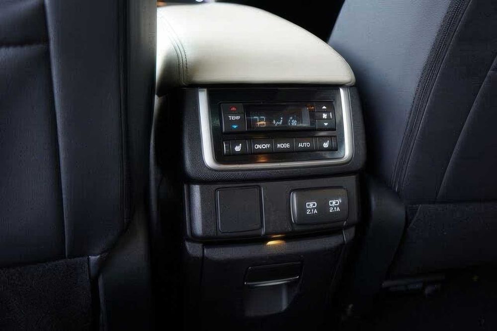 Subaru Ascent Limited      2021