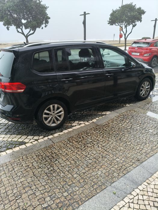 Volkswagen Touran 1.6 como novo