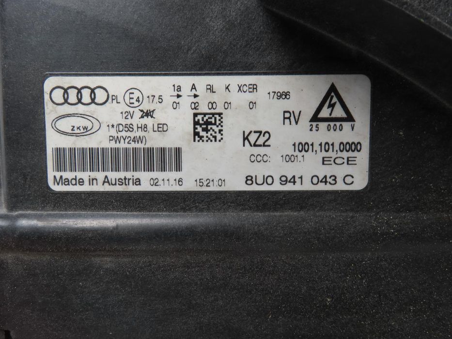 Farol Xenon Esquerdo Usado / Original Audi Q3 (8Ub, 8Ug) 8U0941043C