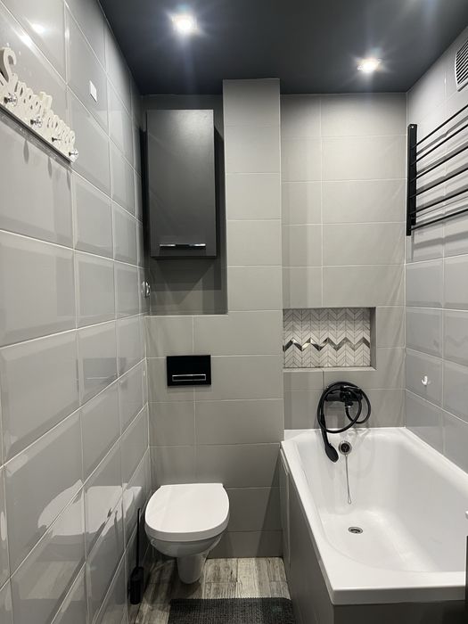 Trzypokojowe mieszkanie po generalnym remoncie.