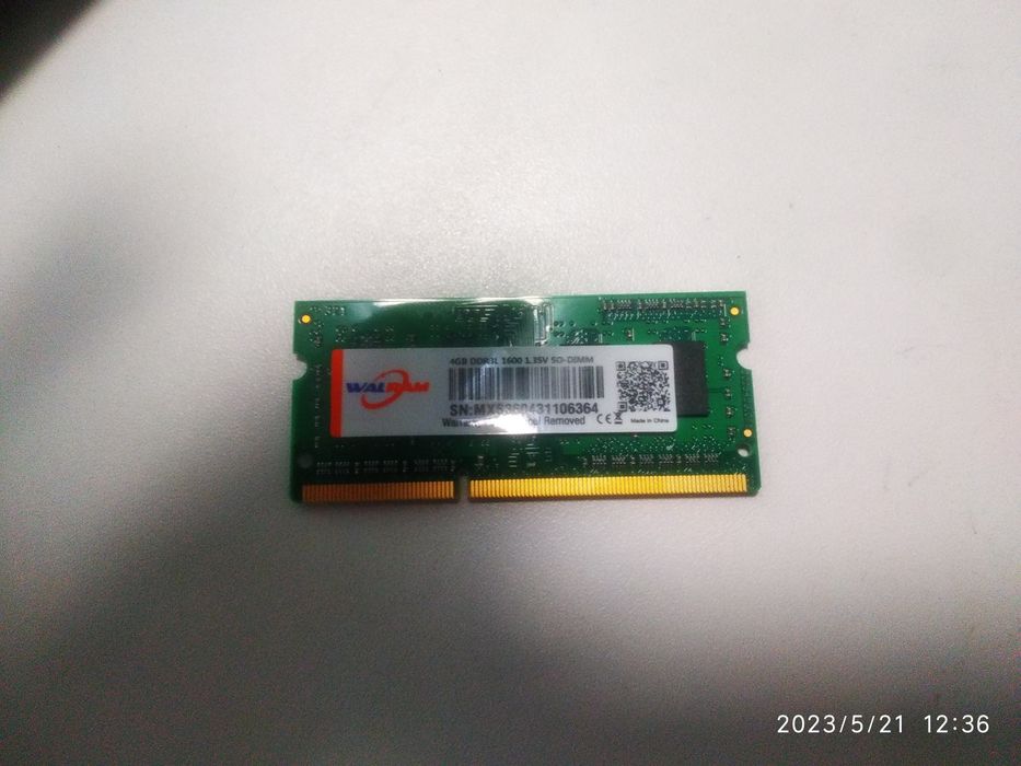 Для ноутбуків Оперативна Пам'ять DDR 3 1600  4 гигабайта 1.35 V