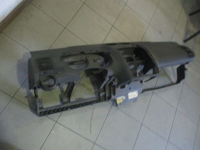Tablier VOLKSWAGEN Polo (6N)