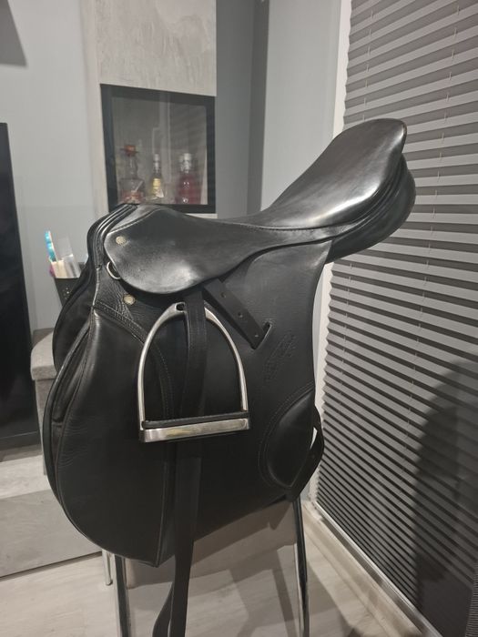 Siodło skokowe 17,5" passier comet