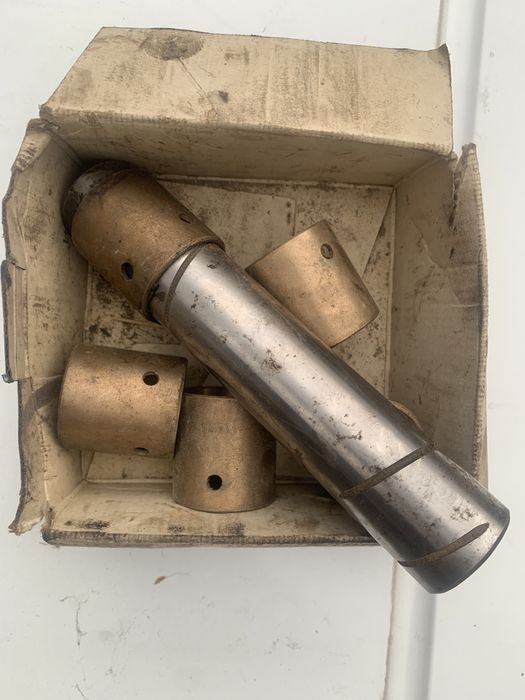 Tulejka plus sworzeń Star 29