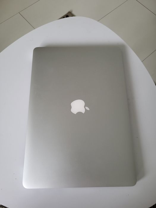Продам ноутбук Apple MacBook Pro (Retina, 15-inch, Late 2013]