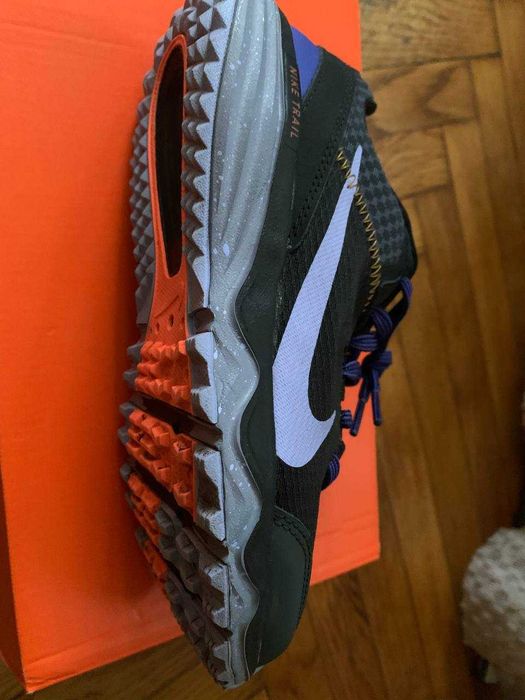 Отличные кроссовки Nike