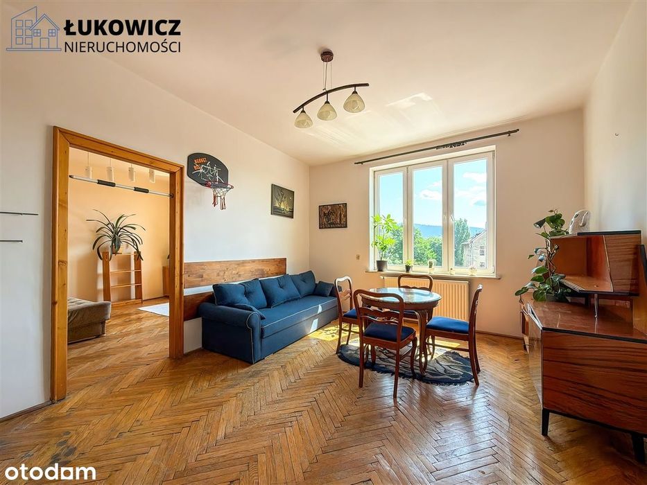Klimatyczne 3 pokoje w kamienicy-centrum 100m2!