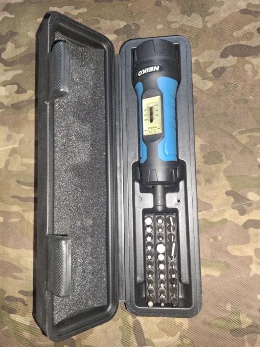 Neiko Drive Torque Wrench Screwdriver Set | 30 Bits
