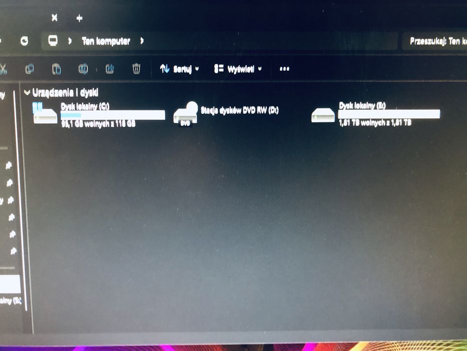 Komputer  ssd wifi monitor i7*