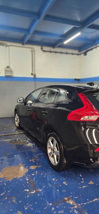 Volvo V40 1.6 Diesel – 114cv | 180.000km | Excelente estado