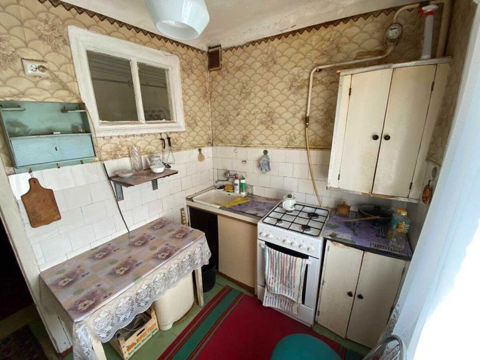 Продам 3-и кімнатну квартиру район Ковалівського парку.