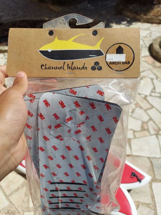 prancha de surf 5'10 de epoxy + deck