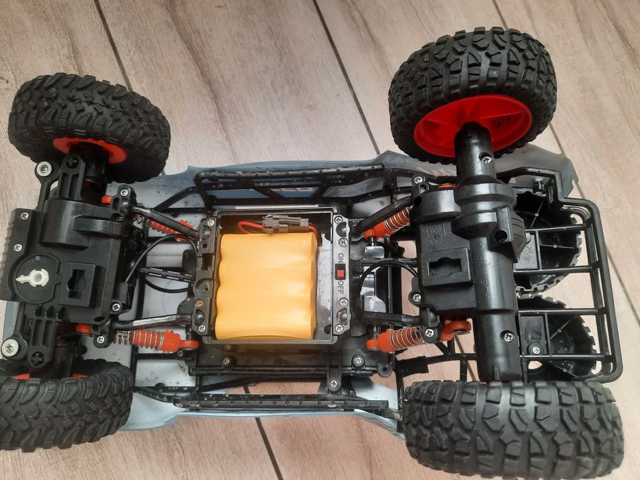 Б/в автомобіль джип  іграшка