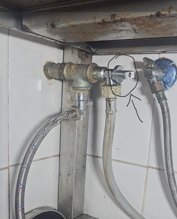 Canalização & Desentupimentos 24hrs