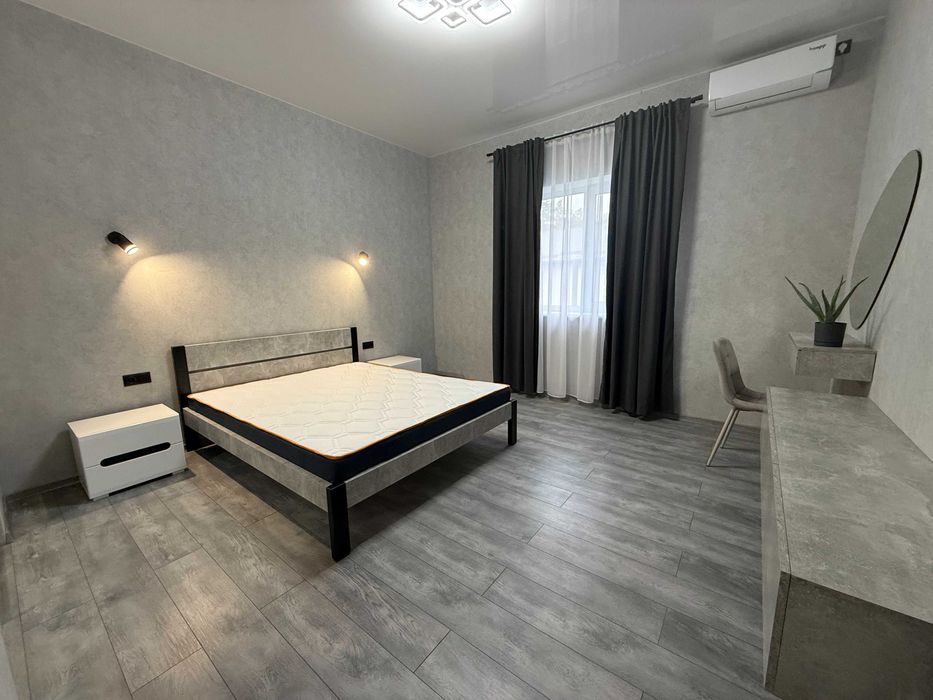 Оренда Тауну в комплексі, М Лісова, Лівий берег, ГЕНЕРАТОР БЕЗ КОМІСІІ