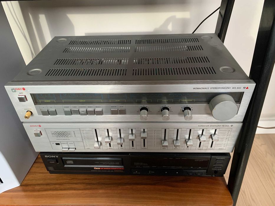 Wieża Diora zestaw tuner, magnetofon, korektor, wzmacniacz, CD