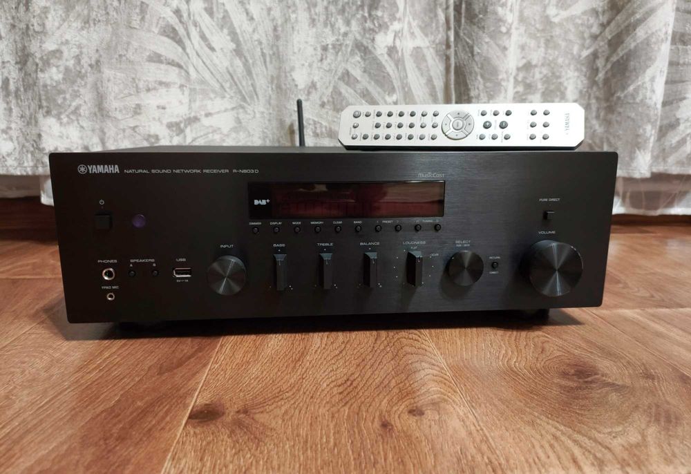 Мережевий ресивер звуку Natural Sound Network Receiver Yamaha R-N803D RMS 2 х 140 Вт 8 Ом