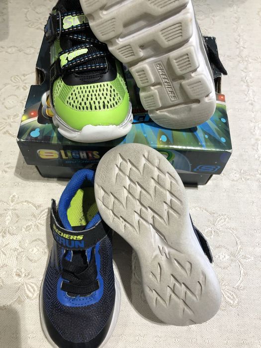 Ténis SKECHERS menino 22,5/23