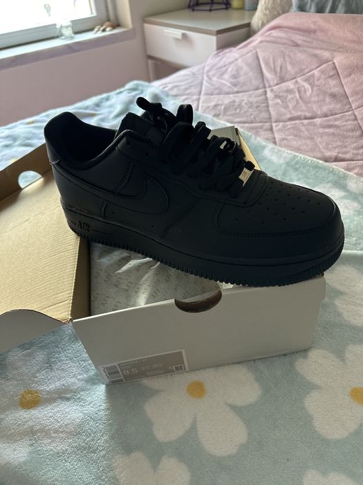 Nike Air Force 1 pretos novos na caixa T43