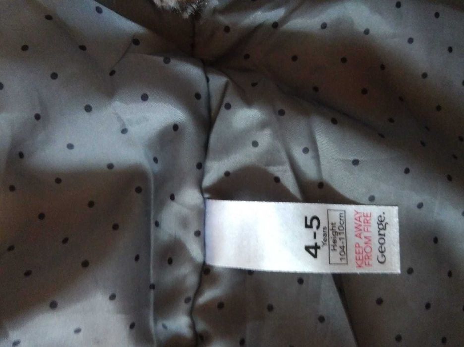 Хутряна дитяча жилетка