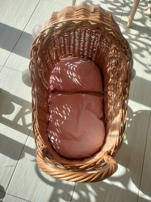 Wózek spacerowy wiklinowy dla lalki