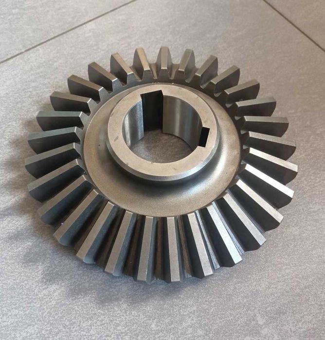 Koło zębate Z29 przyczepy samozbierającej KRONE XL