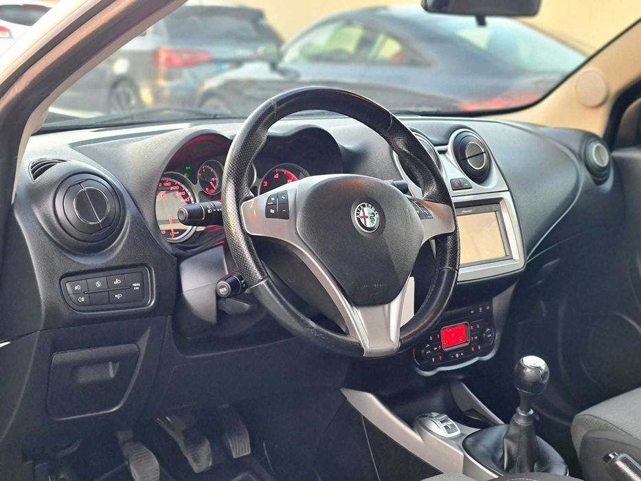 ALFA ROMEO MITO 1.3 JTDM 85CV DISTINTIVO