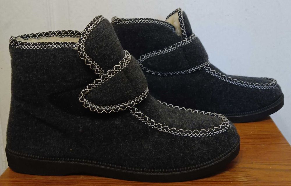 Бурки тапочки женские войлочные на липучке Progress р.41