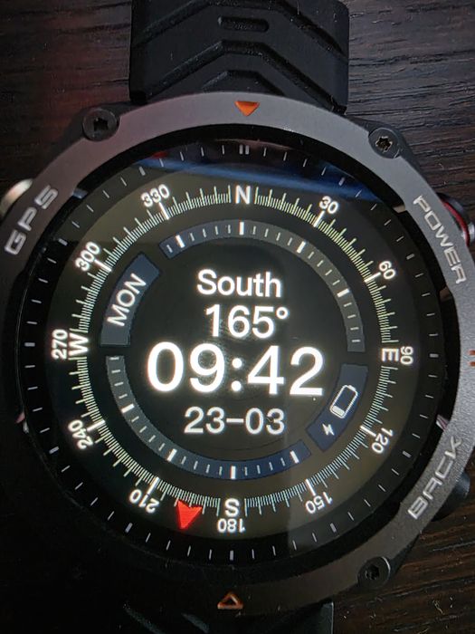 Smartwatch com GPS a giroscópio e bússola