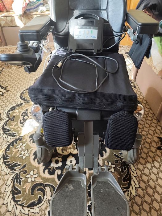 Інвалідний візок Permobil c 350