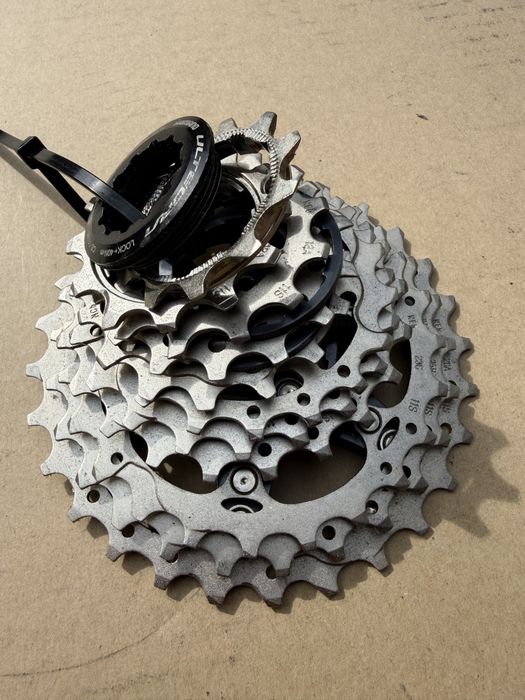 Kaseta Shimano Ultegra CS-R8000 11-28T  11s