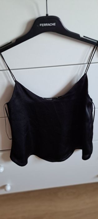 Top stradivarius xs preto