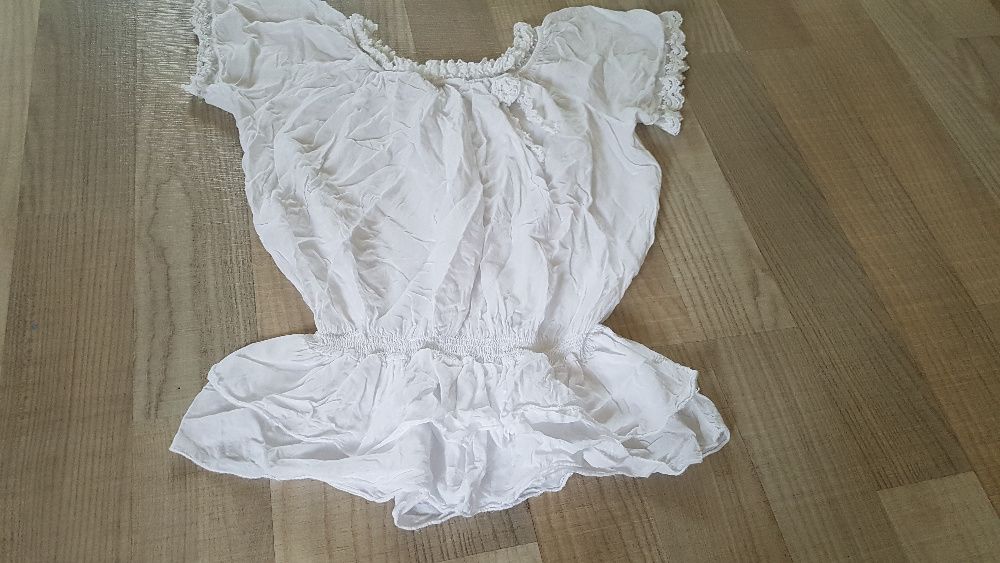 bluzeczka z koronkami z gumką biała