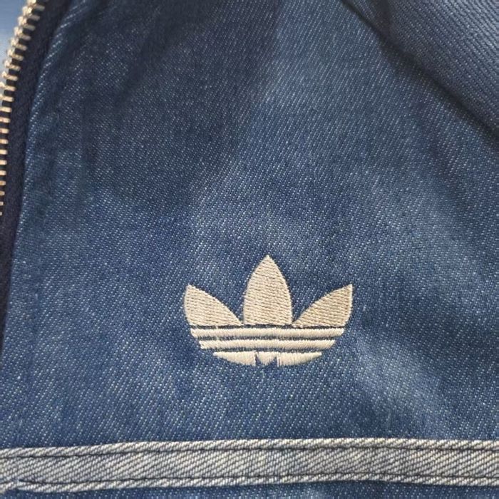 Джинсовий бомбер Adidas /джинсовая курточка адидас