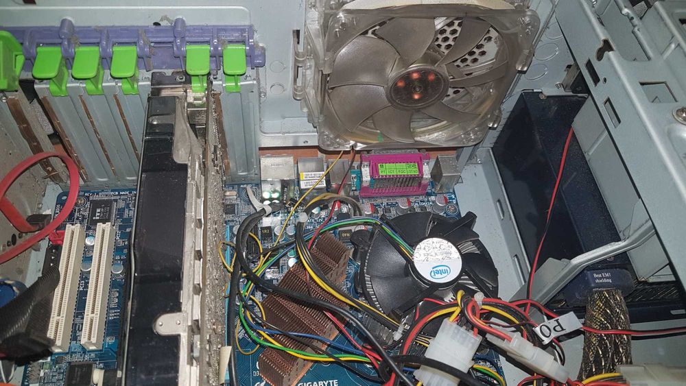 Pc  para jogos , para desocupar.