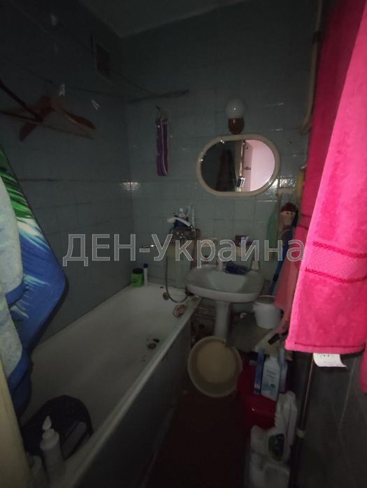 Продаж трикімнатної квартири Милютенко 23 , 52000 у.е.