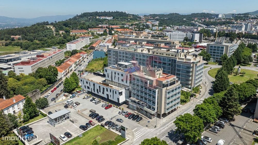 Loja para Arrendamento com 112,85 m² – Braga (São Vicente)
