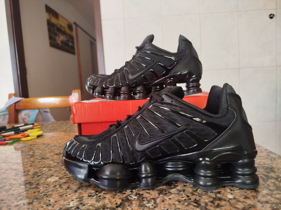 Vendo Nike  shox tl  novas  n:42