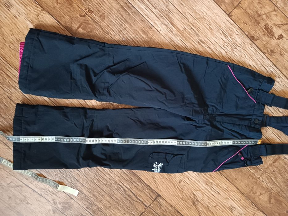 Spodnie na śnieg na szelkach r. 128