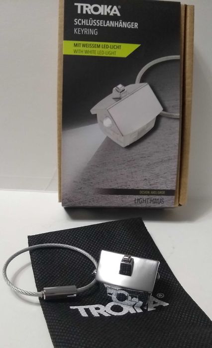 TROIKA KR16-41/CH light haus breloczek ze światłem domek
