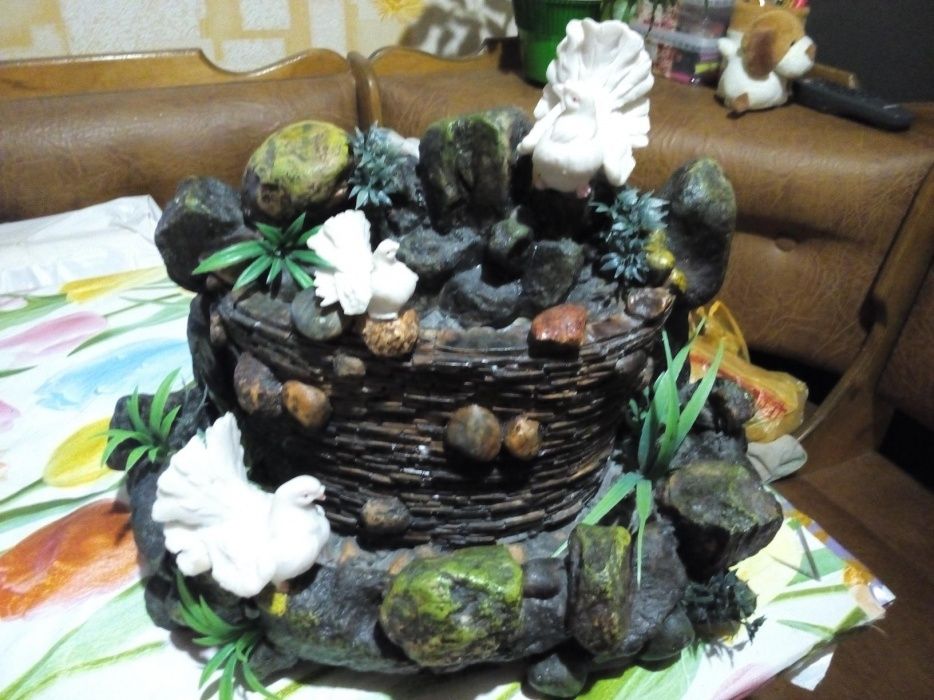 Комнатный фонтан семья голуби увлажнитель